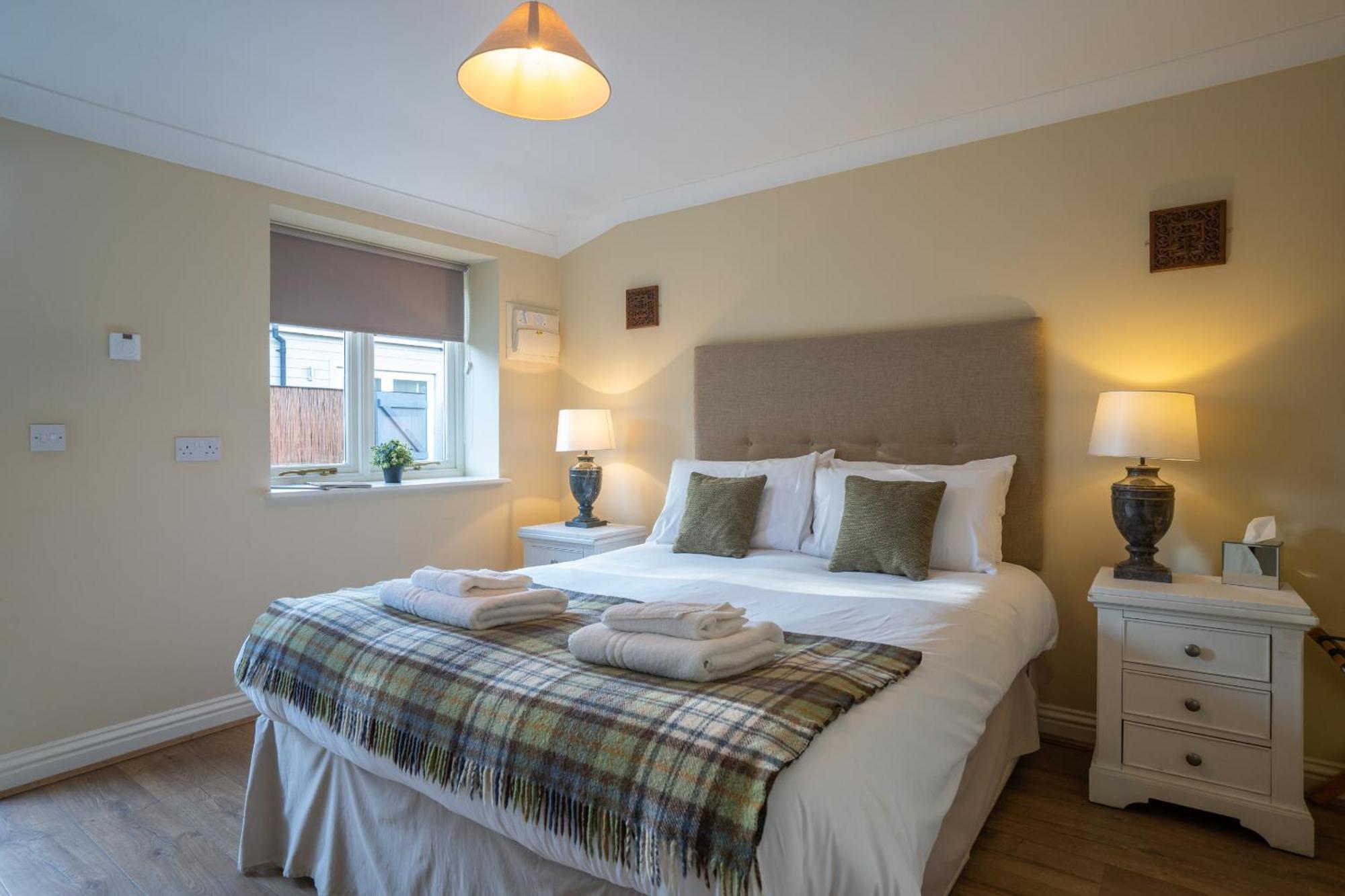 The Bedingfeld Arms Otel Oxborough Oda fotoğraf