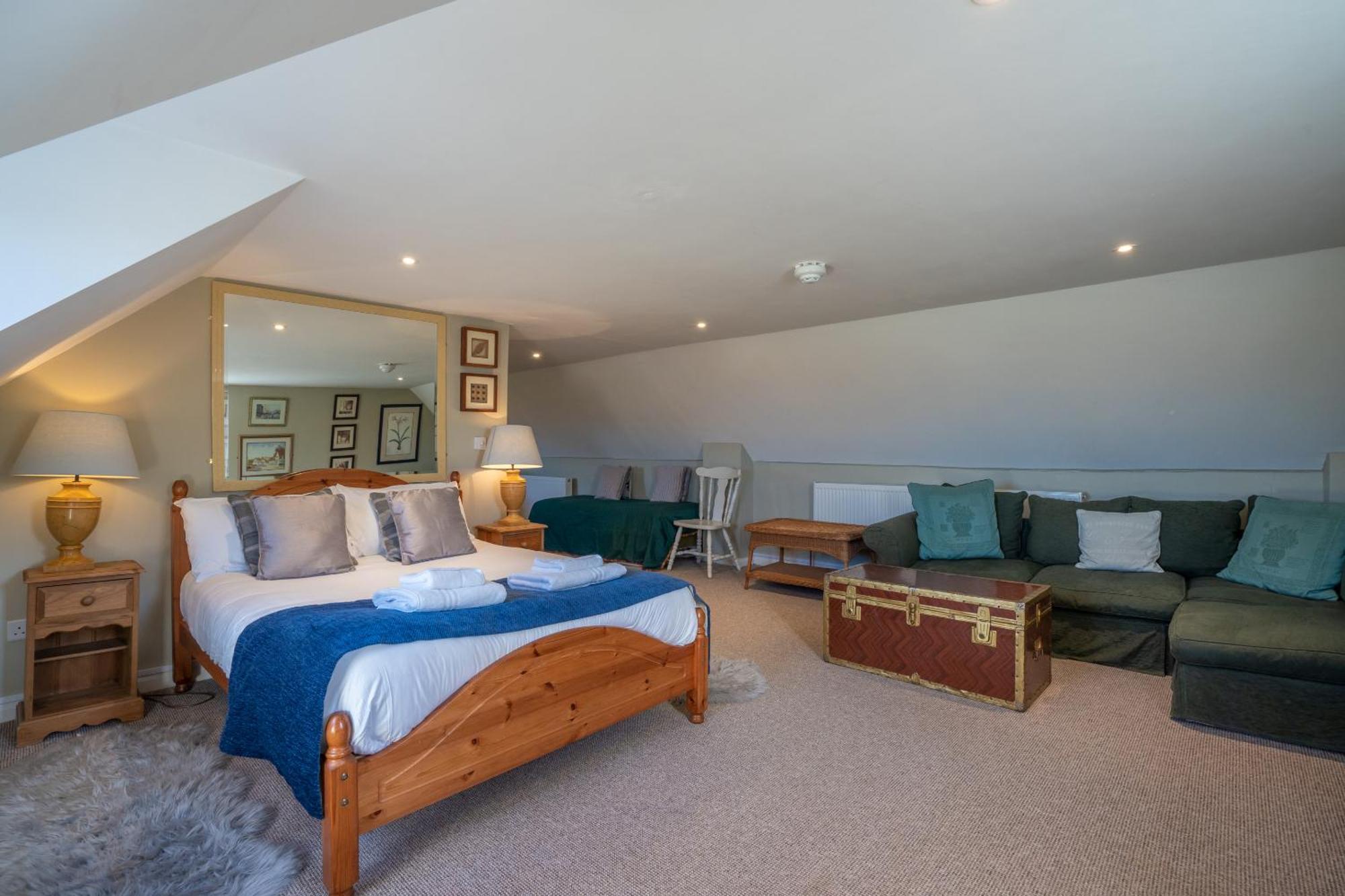 The Bedingfeld Arms Otel Oxborough Oda fotoğraf