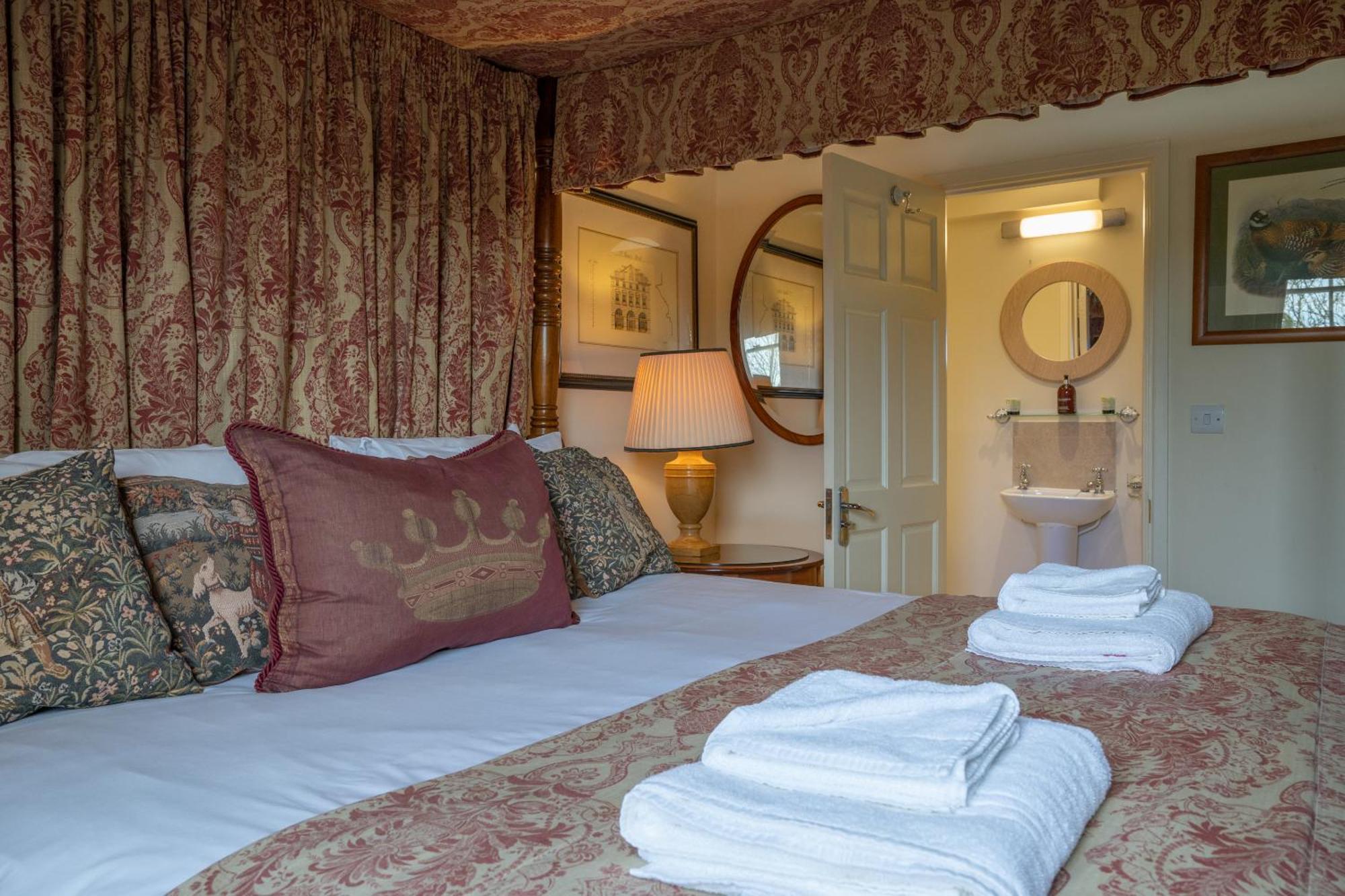 The Bedingfeld Arms Otel Oxborough Oda fotoğraf